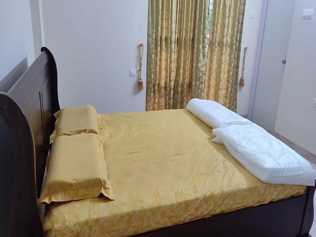 Silver Oaks Flat Sc Golf Links Road Kowdiar Thiruvananthapuram By Probity Ventures Exteriör bild
